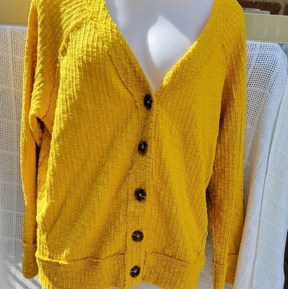 Two by Vince‎ Camuto Mustard cardigan XXL - Picture 2 of 8